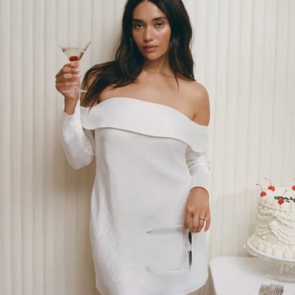 Abercrombie & Fitch Off-Shoulder White Mini Dress